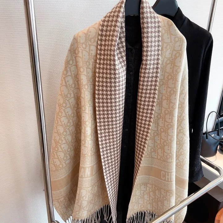 スーパーコピー グッチ マフラー