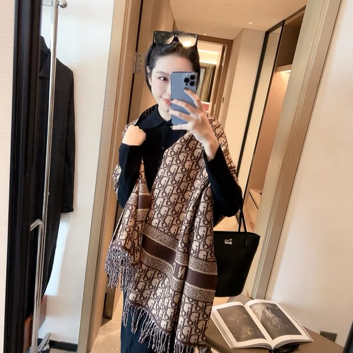 スーパーコピー グッチ マフラー