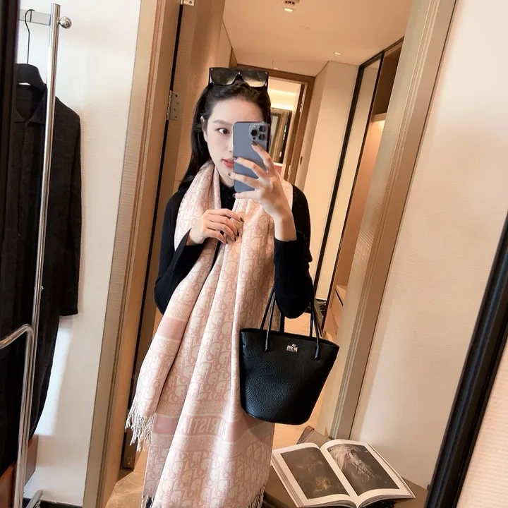 スーパーコピー グッチ マフラー