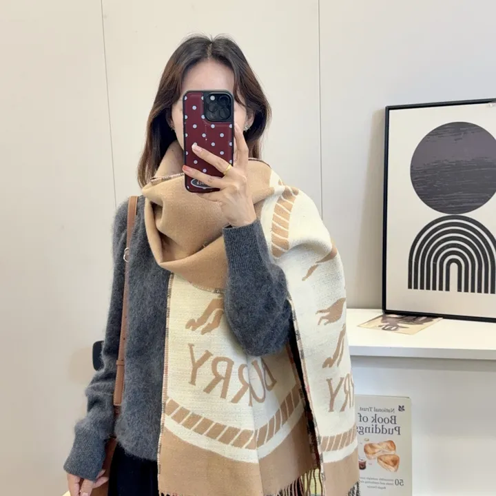 スーパーコピー バーバリー ス マフラー