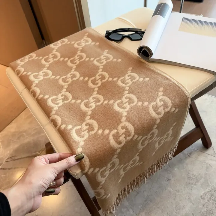 スーパーコピー グッチ マフラー