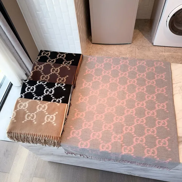 スーパーコピー グッチ マフラー