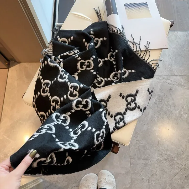 スーパーコピー グッチ マフラー