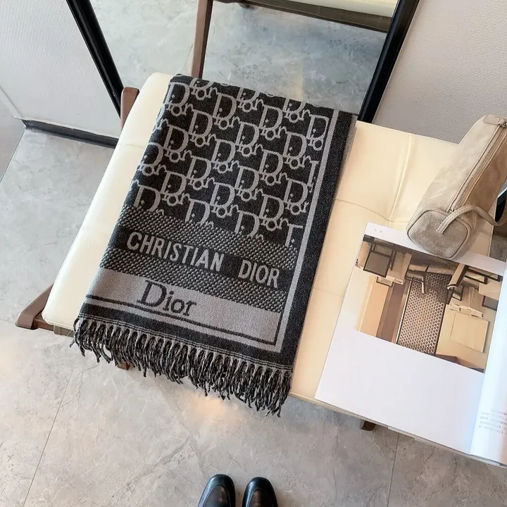 スーパーコピー グッチ マフラー