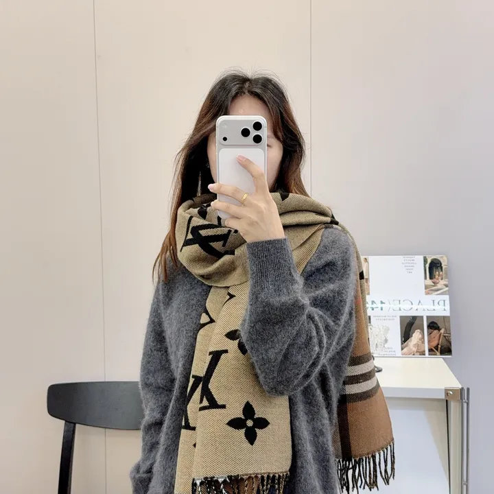 スーパーコピー ルイヴィトン マフラー