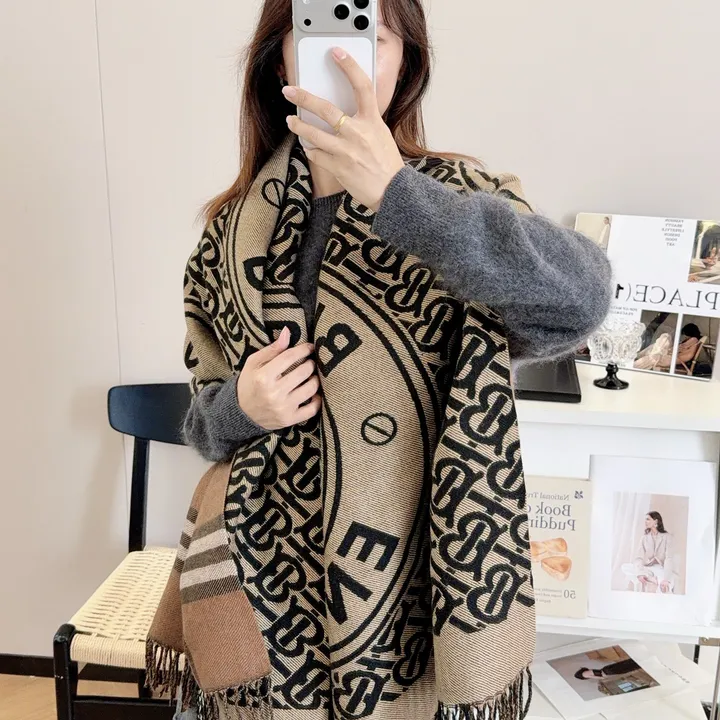 スーパーコピー バーバリー ス マフラー