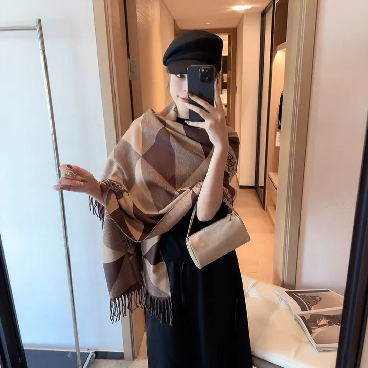 スーパーコピー ヴィヴィアン・ウエストウッド マフラー