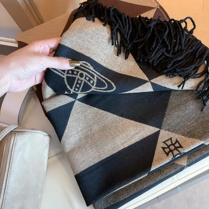 スーパーコピー ヴィヴィアン・ウエストウッド マフラー