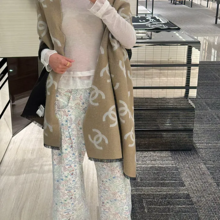 スーパーコピー シャネル マフラー