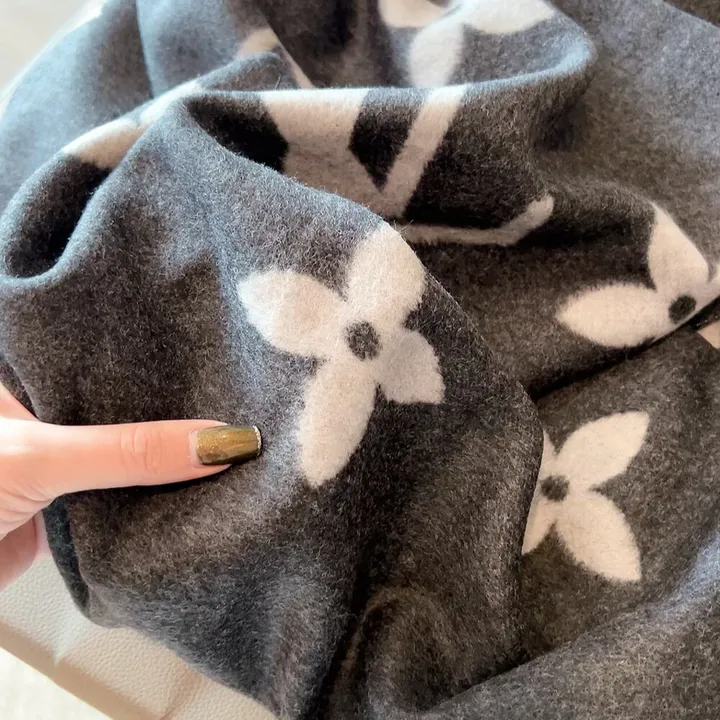 スーパーコピー ルイヴィトン マフラー