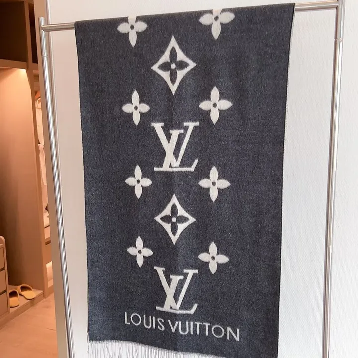 スーパーコピー ルイヴィトン マフラー