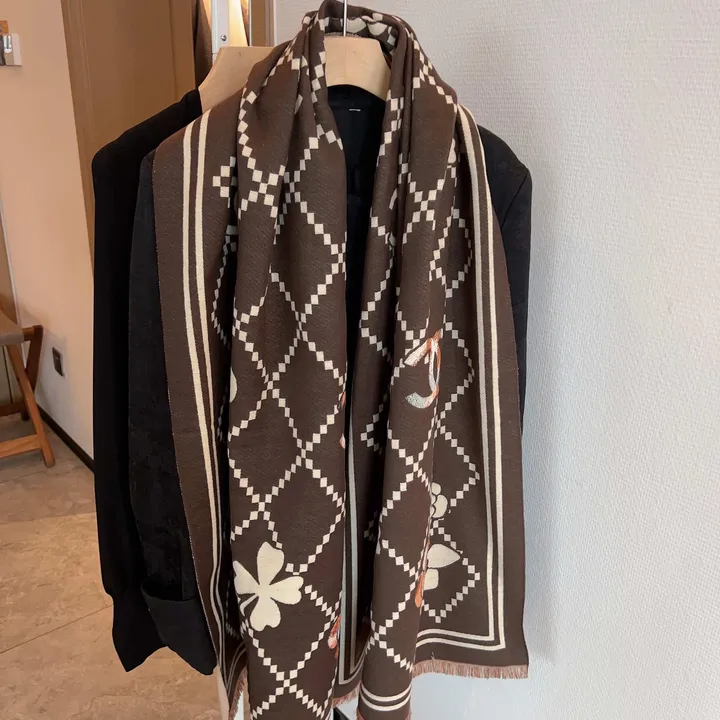 スーパーコピー シャネル マフラー