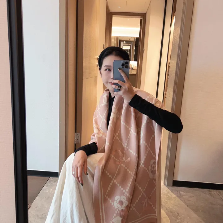 スーパーコピー シャネル マフラー