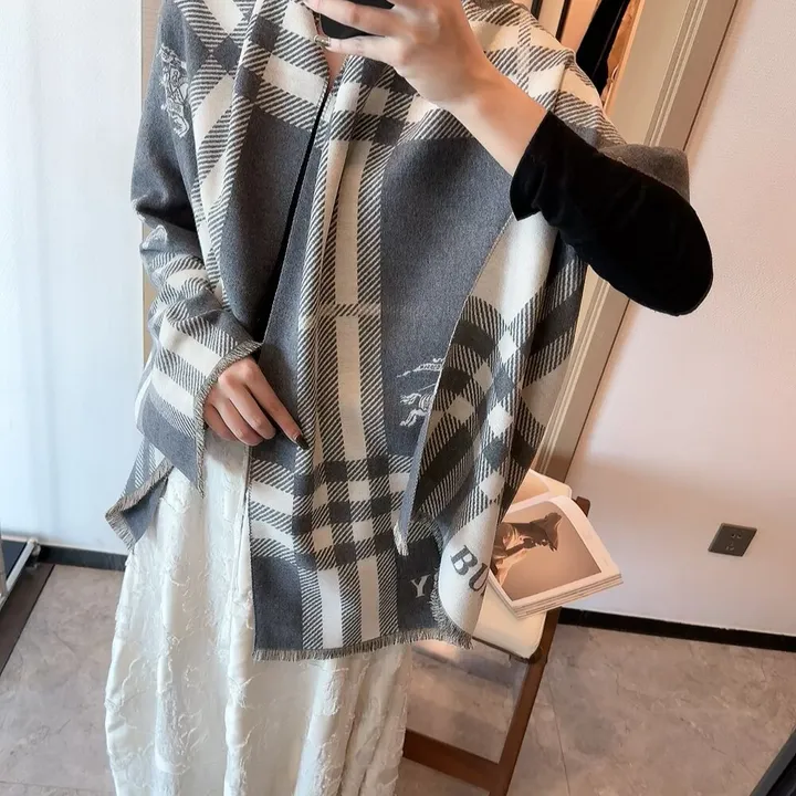 スーパーコピー バーバリー ス マフラー