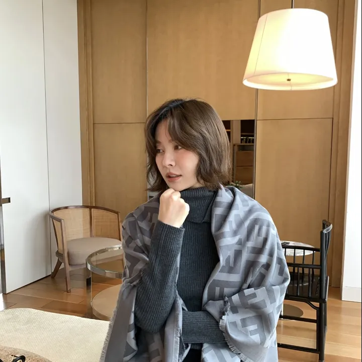 スーパーコピー フェンディ マフラー