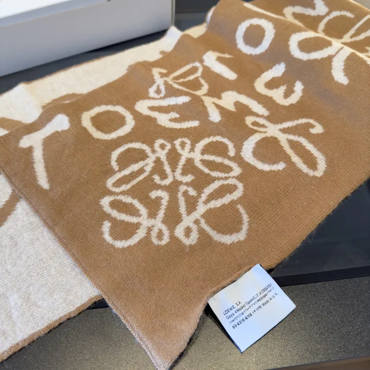 スーパーコピー ロエベ マフラー