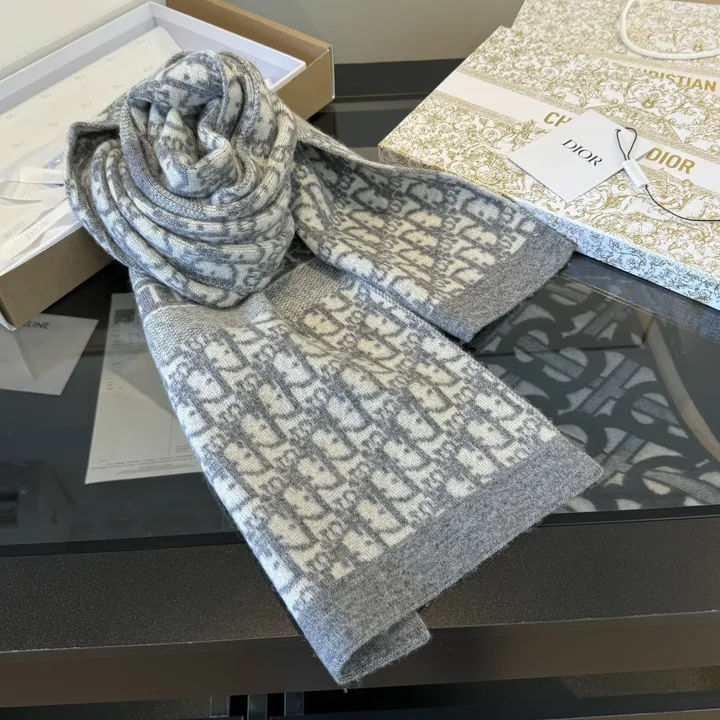 スーパーコピー ディオール マフラー