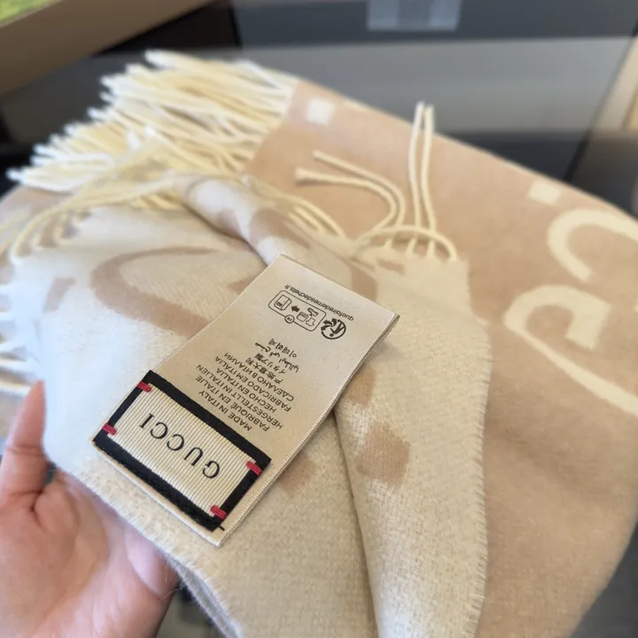 スーパーコピー グッチ マフラー