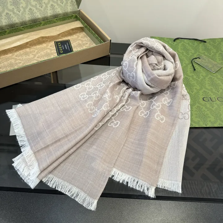 スーパーコピー グッチ マフラー