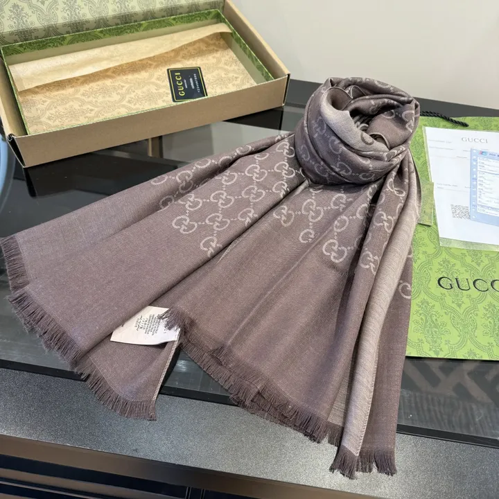 スーパーコピー グッチ マフラー