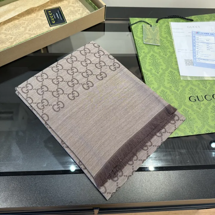 スーパーコピー グッチ マフラー