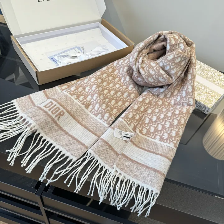 スーパーコピー ディオール マフラー