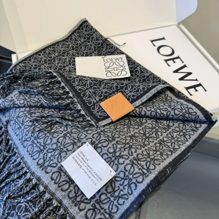 スーパーコピー ロエベ マフラー