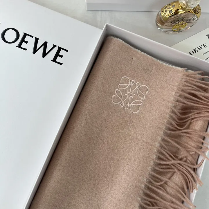 スーパーコピー ロエベ マフラー