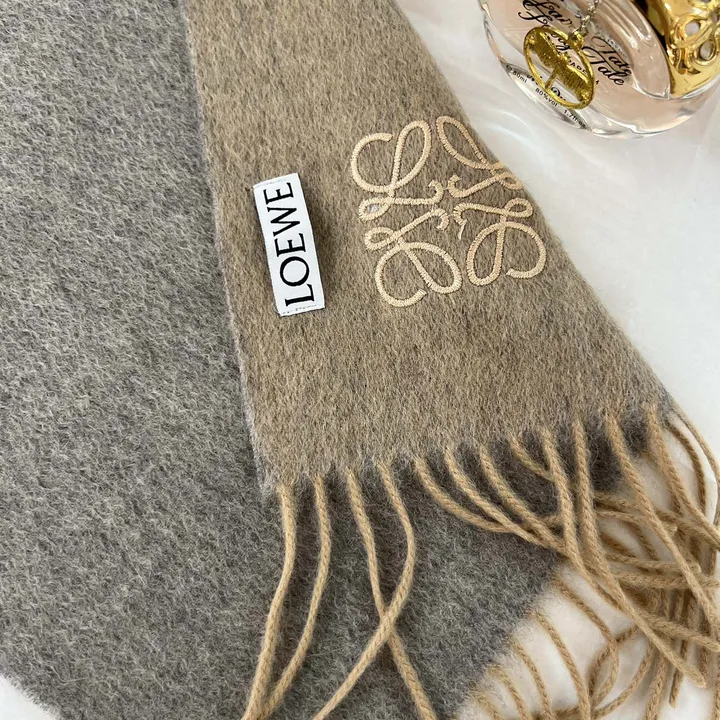 スーパーコピー ロエベ マフラー