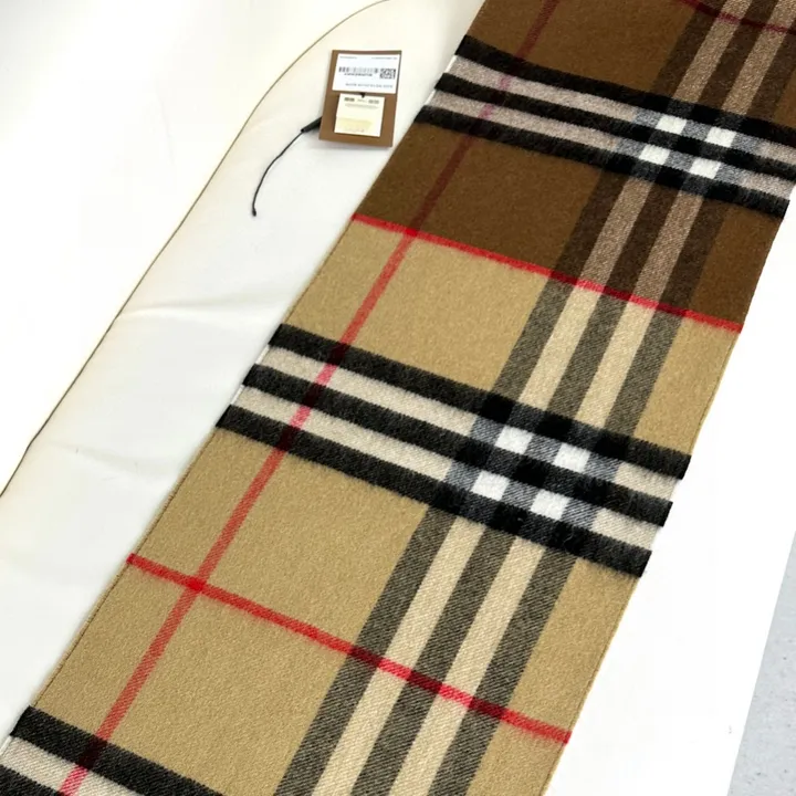 スーパーコピー バーバリー ス マフラー