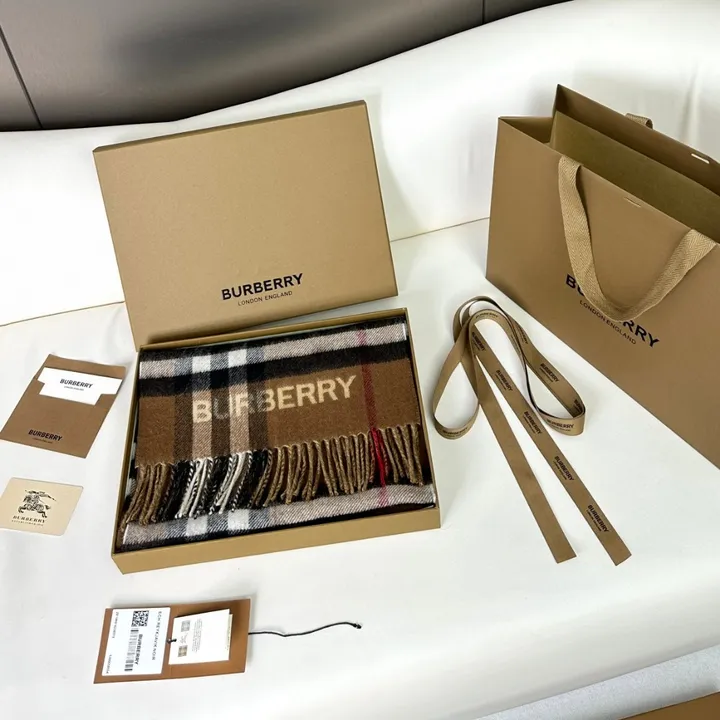 スーパーコピー バーバリー ス マフラー