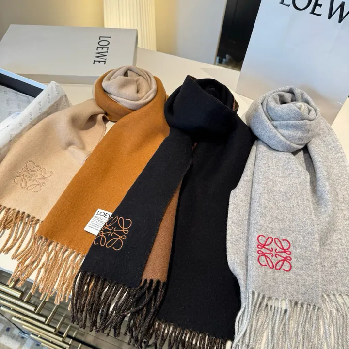 スーパーコピー ロエベ マフラー