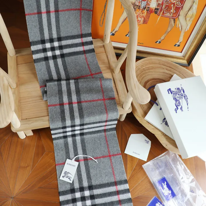 スーパーコピー バーバリー ス マフラー