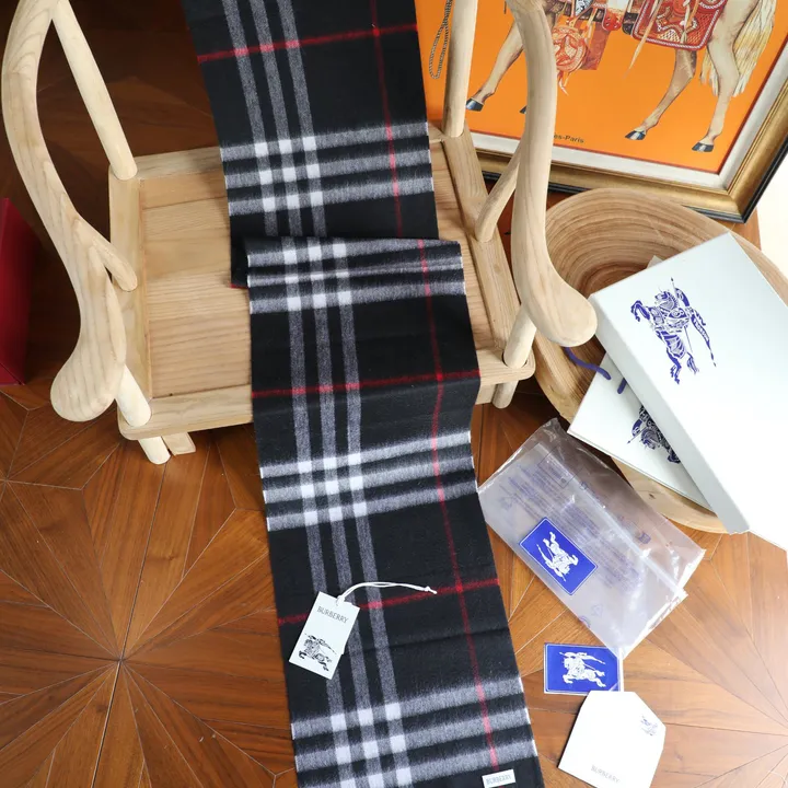 スーパーコピー バーバリー ス マフラー