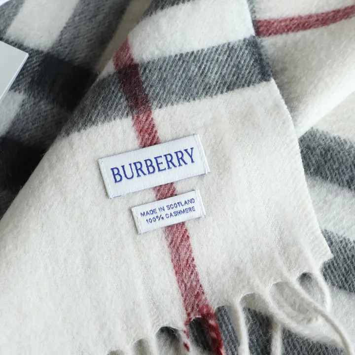 スーパーコピー バーバリー ス マフラー