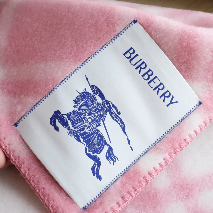 スーパーコピー バーバリー ス マフラー