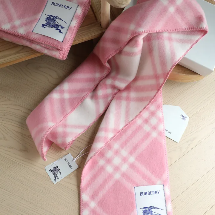 スーパーコピー バーバリー ス マフラー