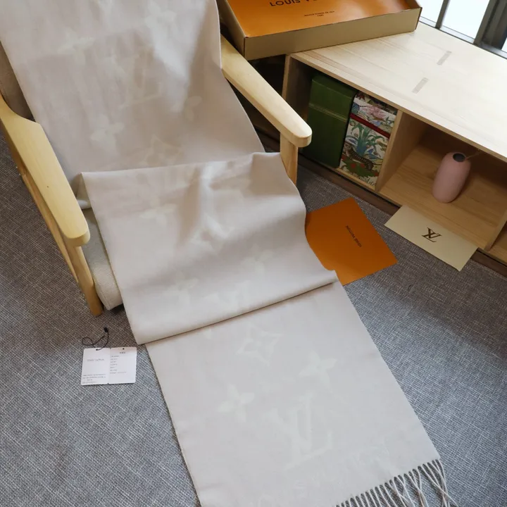 スーパーコピー ルイヴィトン マフラー