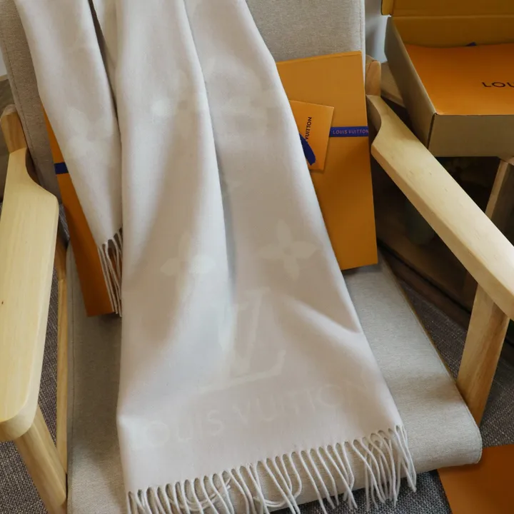 スーパーコピー ルイヴィトン マフラー