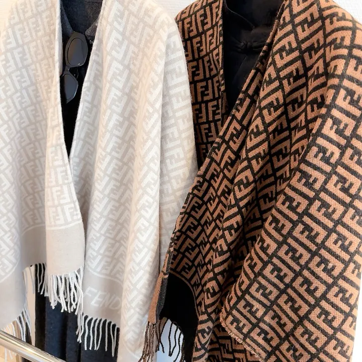 スーパーコピー フェンディ マフラー