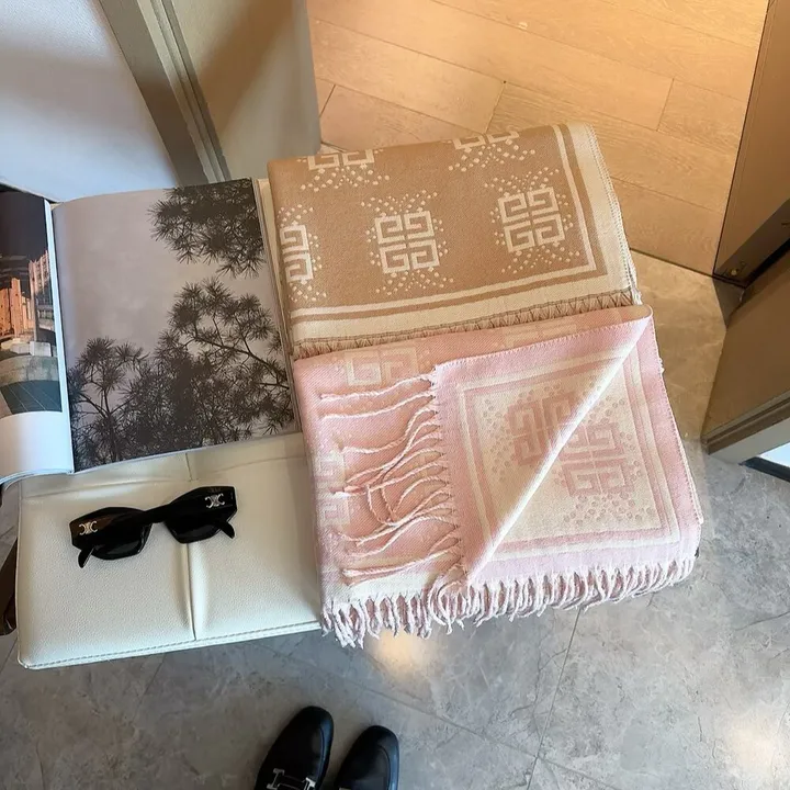 スーパーコピー ジバンシィ マフラー