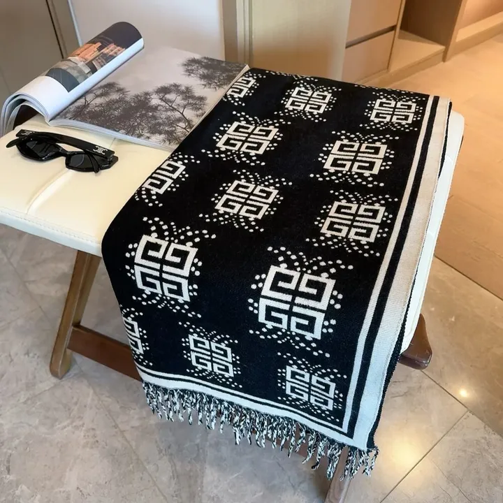 スーパーコピー ジバンシィ マフラー