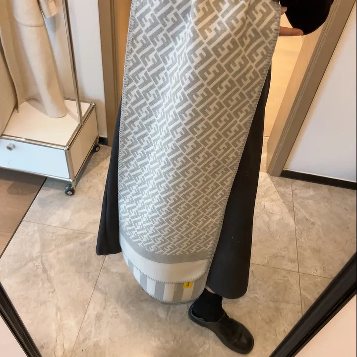 スーパーコピー フェンディ マフラー