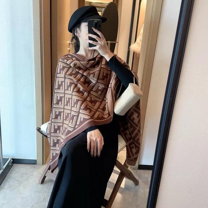 スーパーコピー フェンディ マフラー