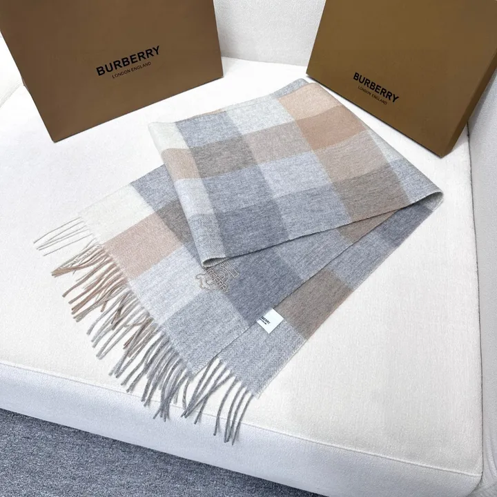 スーパーコピー バーバリー ス マフラー