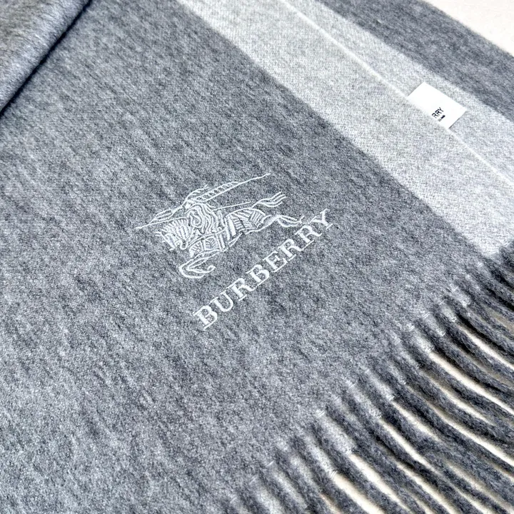 スーパーコピー バーバリー ス マフラー