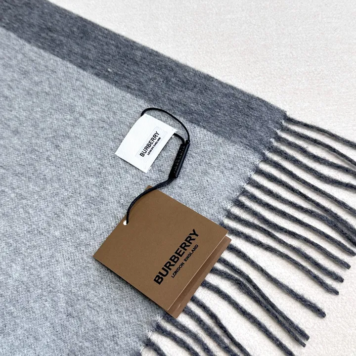 スーパーコピー バーバリー ス マフラー