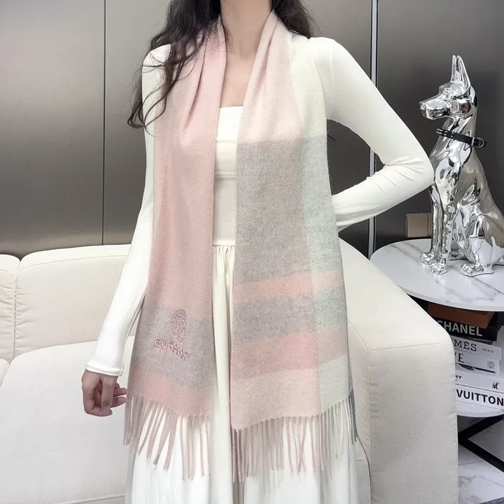 スーパーコピー バーバリー ス マフラー