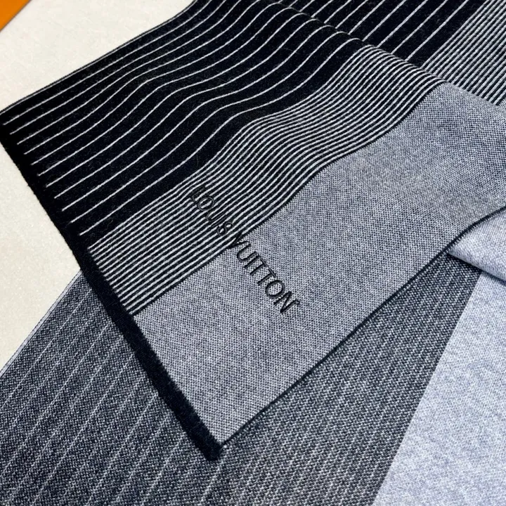 スーパーコピー ルイヴィトン マフラー