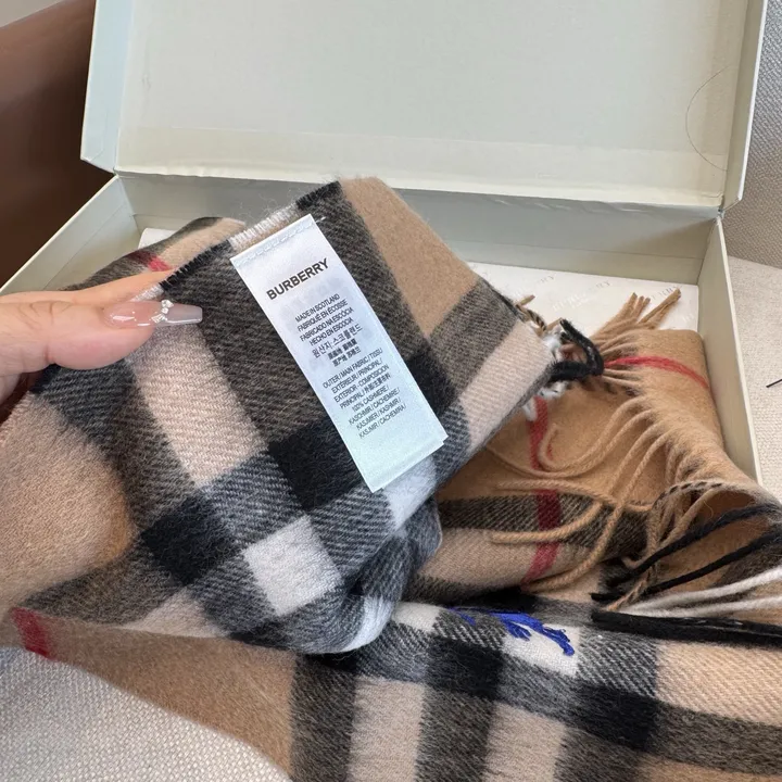 スーパーコピー バーバリー ス マフラー